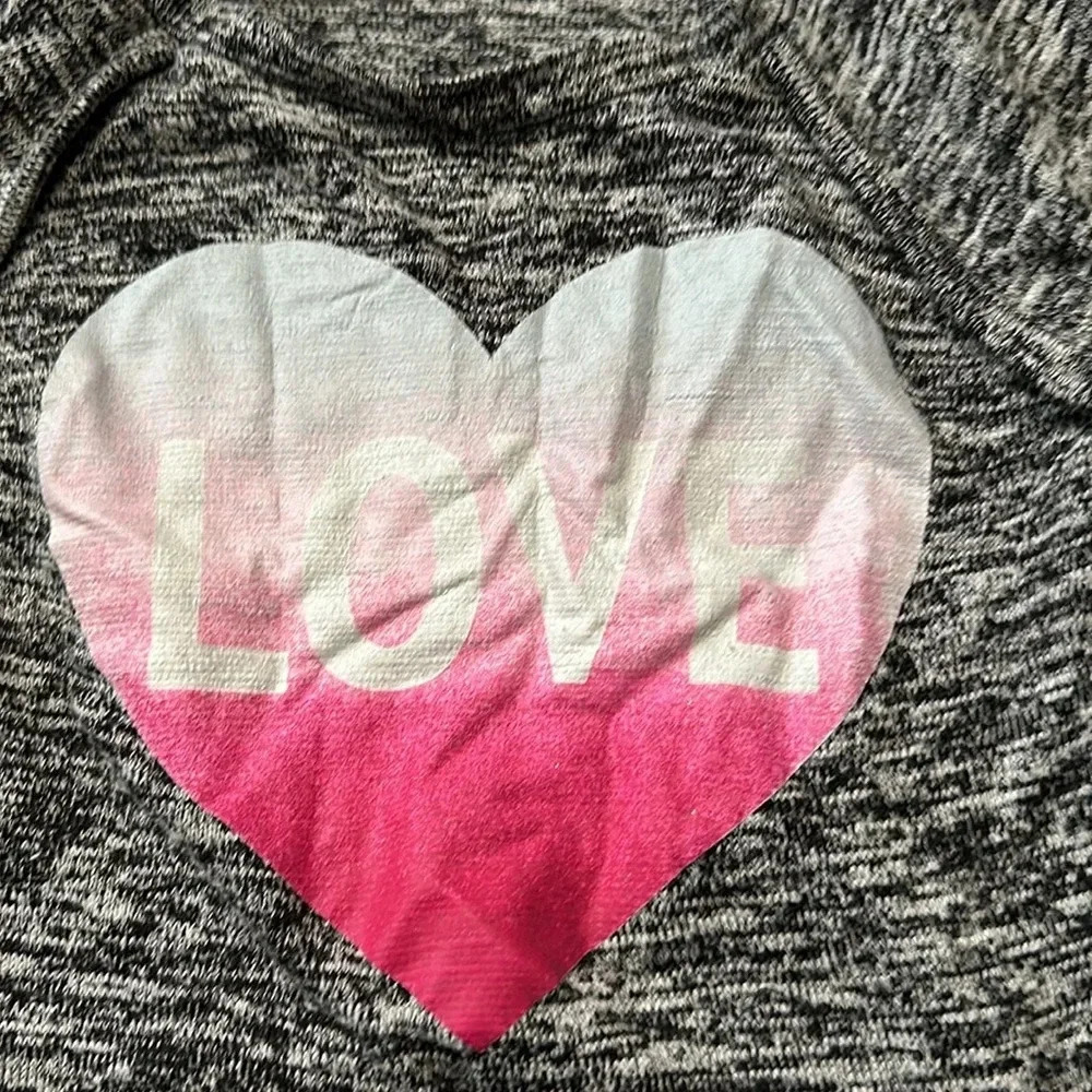 Girls EUC Miss Chievous 3/4 Sleeve Top. black/white with “Love” Heart. LG - Picture 2 of 3